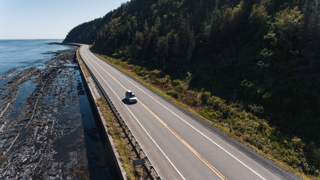 Camping en Toyota Sienna : le guide ultime pour vos aventures en minivan | Roadloft